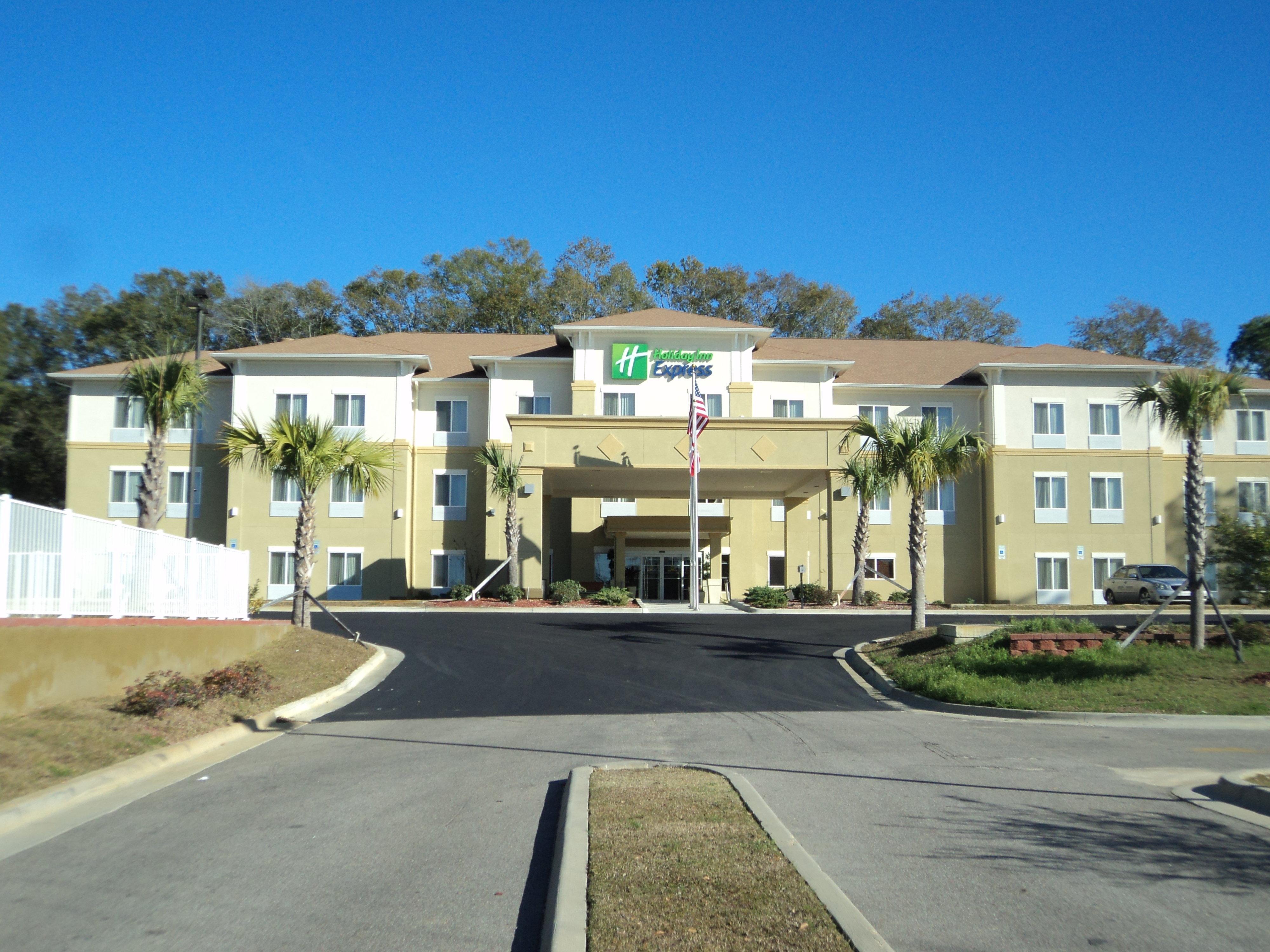 Holiday Inn Express & Suites Bonifay By Ihg Экстерьер фото