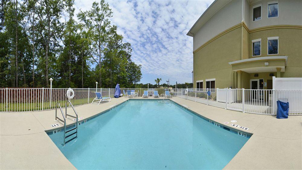 Holiday Inn Express & Suites Bonifay By Ihg Экстерьер фото
